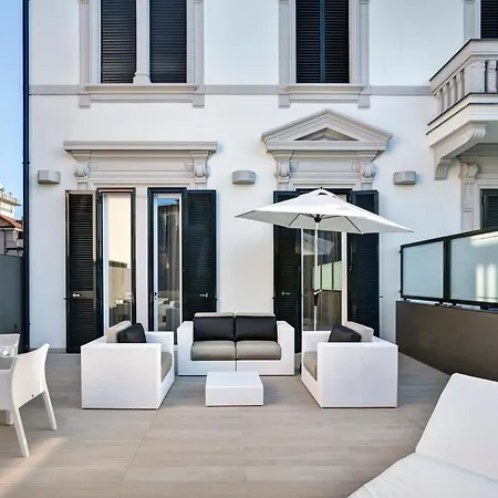 Lhp Palace & Hotel 5*