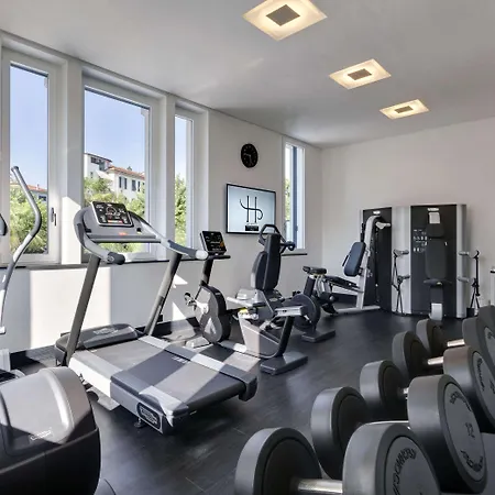 Hotel Lhp Palace & 5*