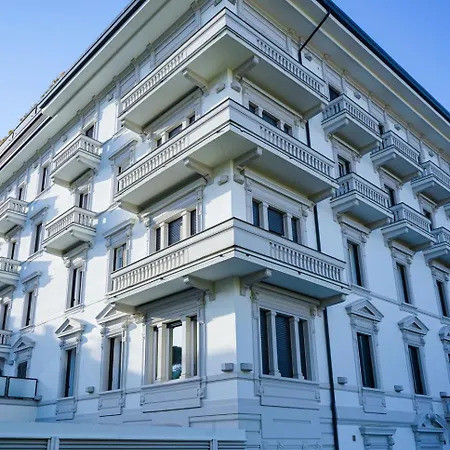 Hotel Lhp Palace & 5*